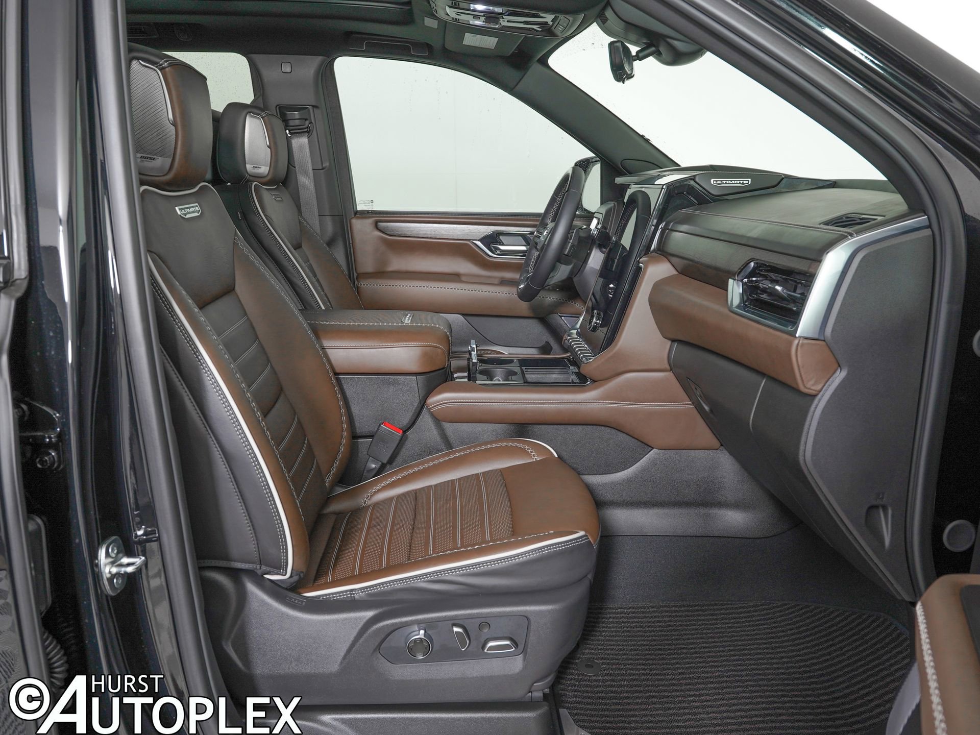 Used 2026 GMC Yukon Denali Ultimate image 10