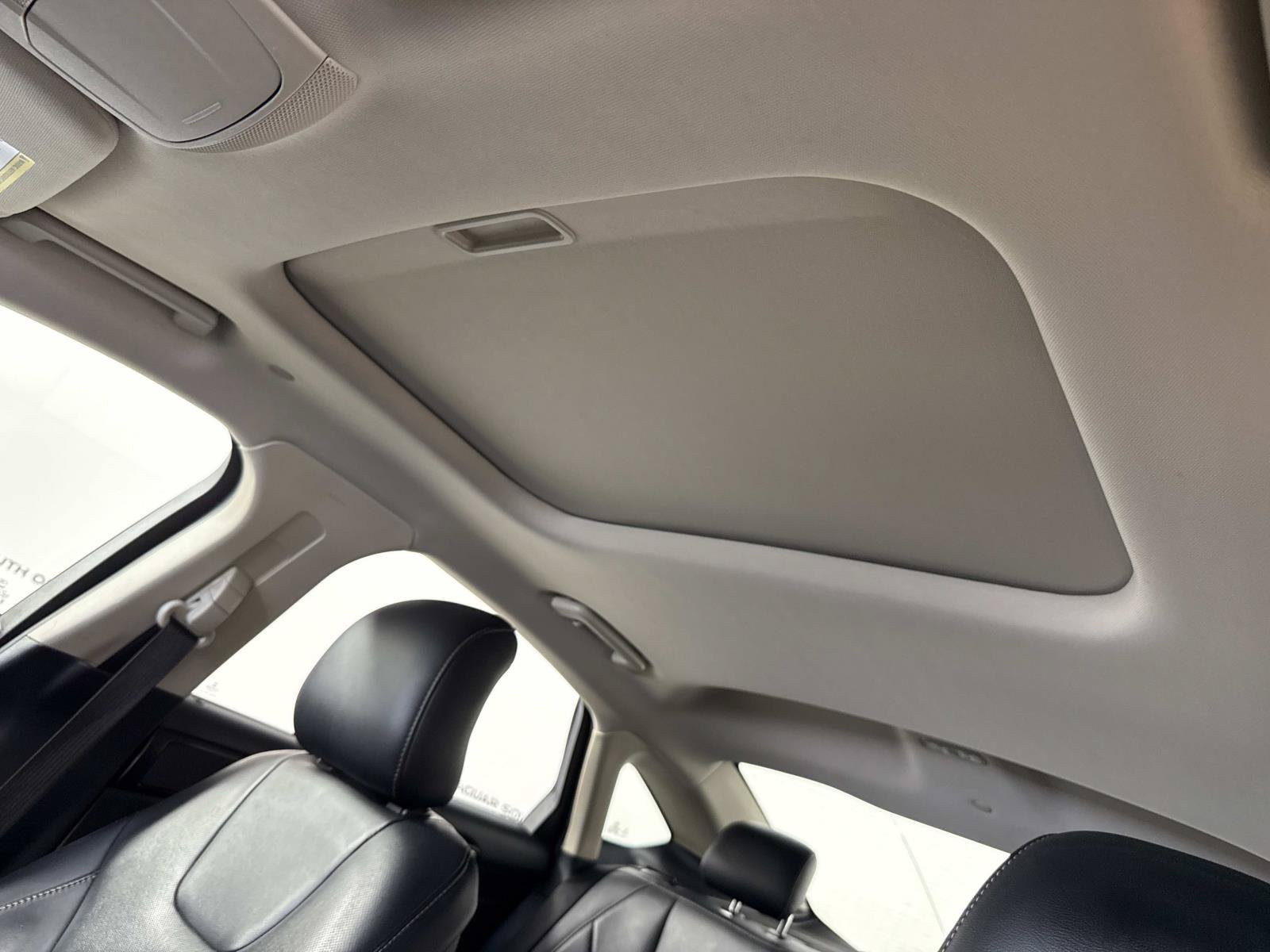 Used 2019 Ford Fusion Titanium FWD image 18