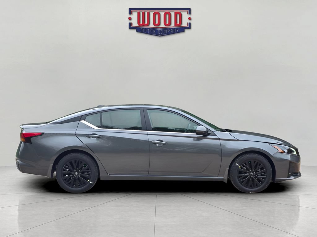New 2026 Nissan Altima 2.5 SV w/ SV Special Edition Package FWD image 2