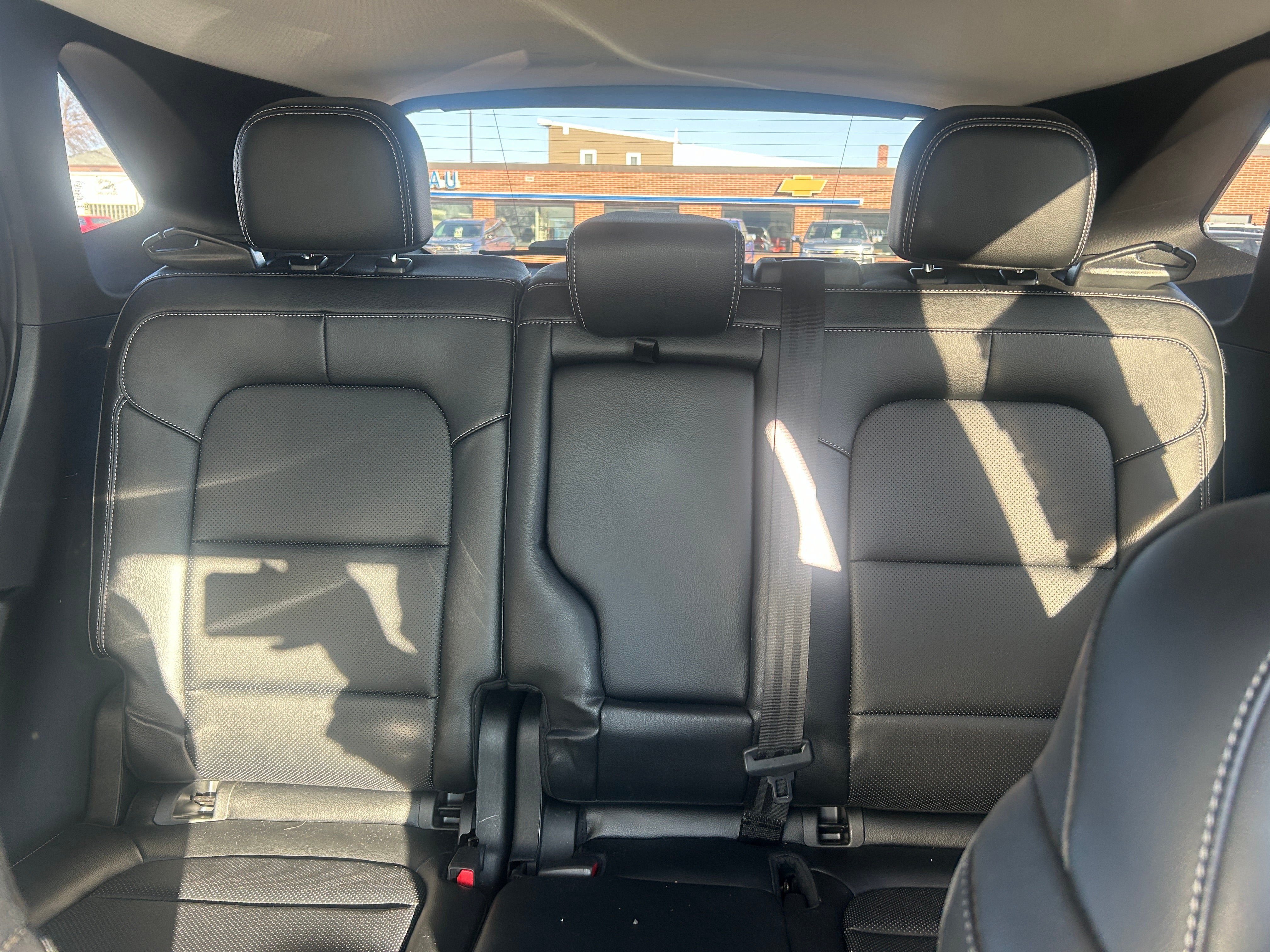 Used 2022 Ford Escape Titanium w/ Class II Trailer Tow Package image 29