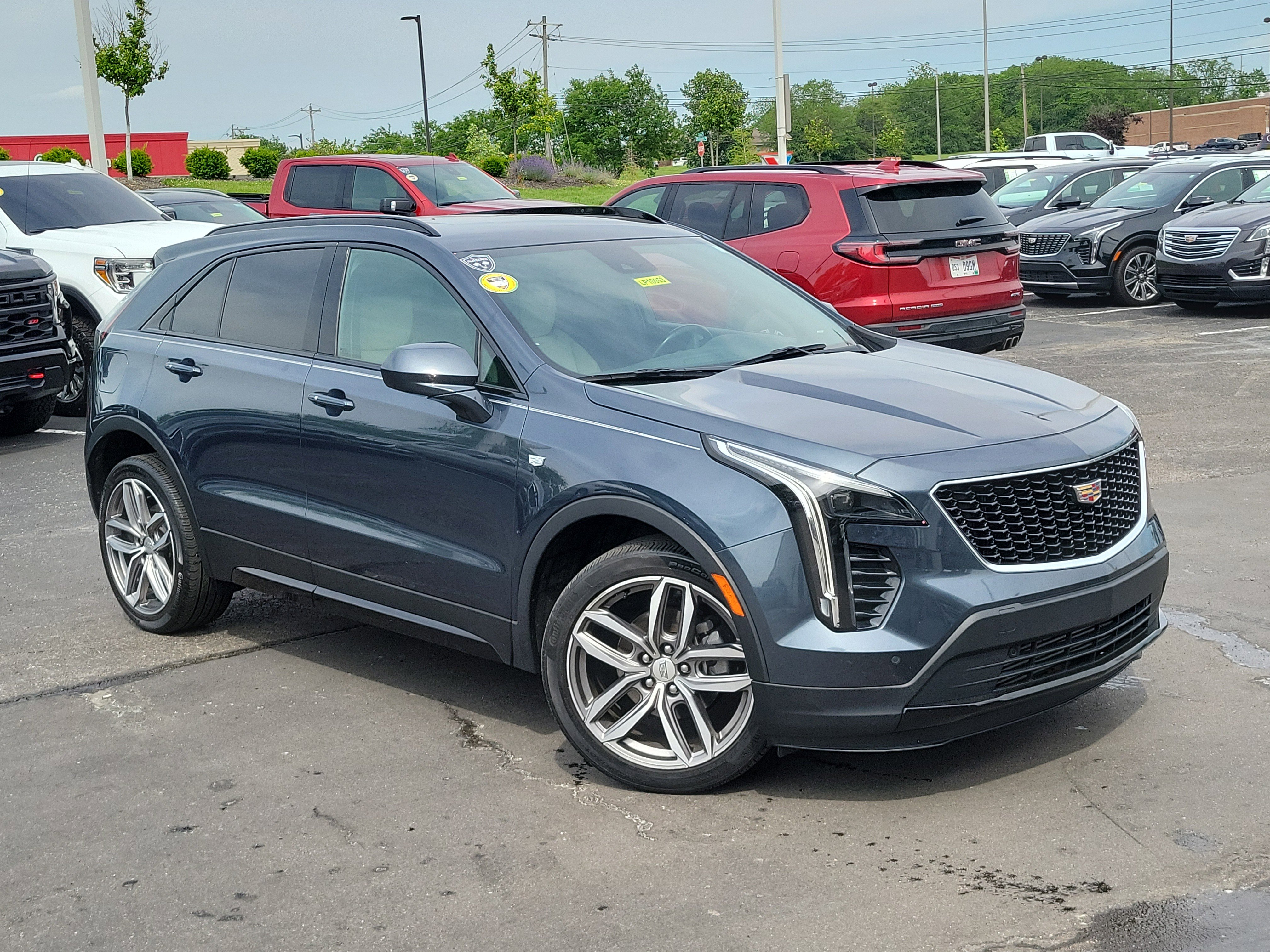 Used 2019 Cadillac XT4 Sport w/ Cold Weather Package FWD image 33