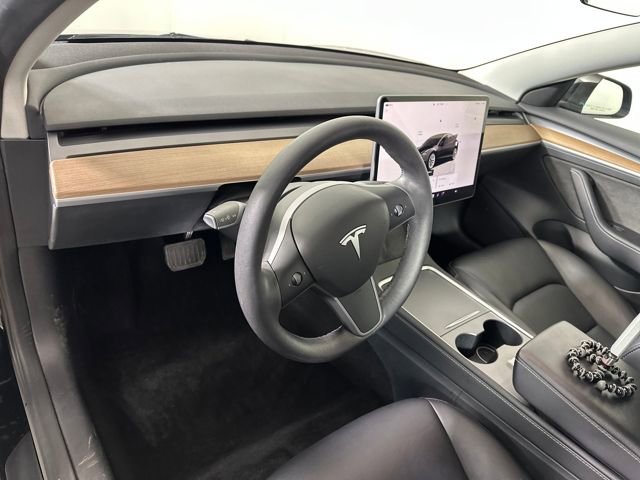 Used 2023 Tesla Model 3 Standard Range image 13