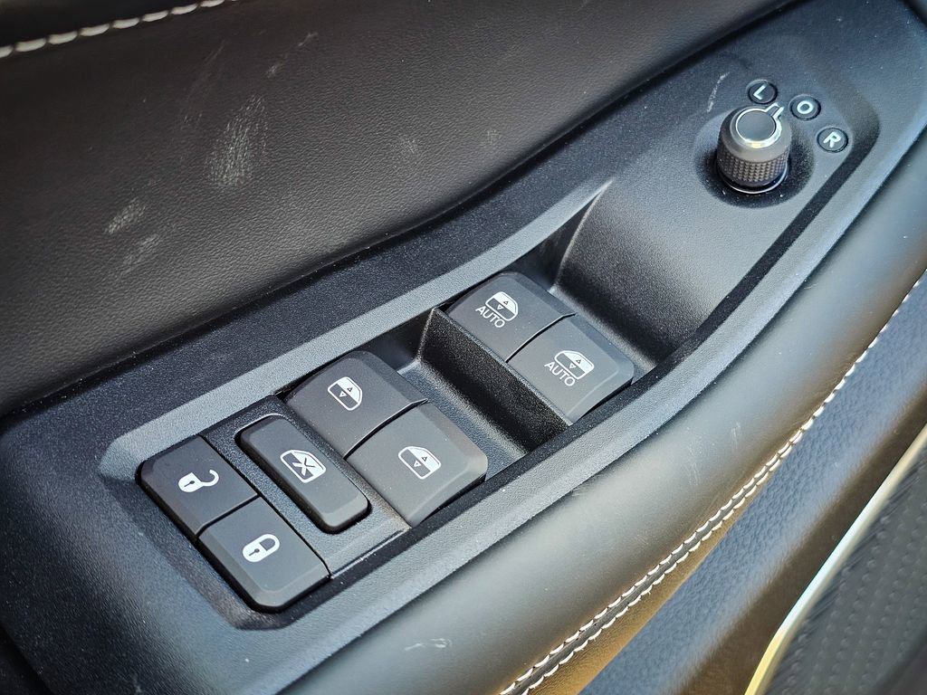 New 2026 Jeep Grand Cherokee Limited image 11