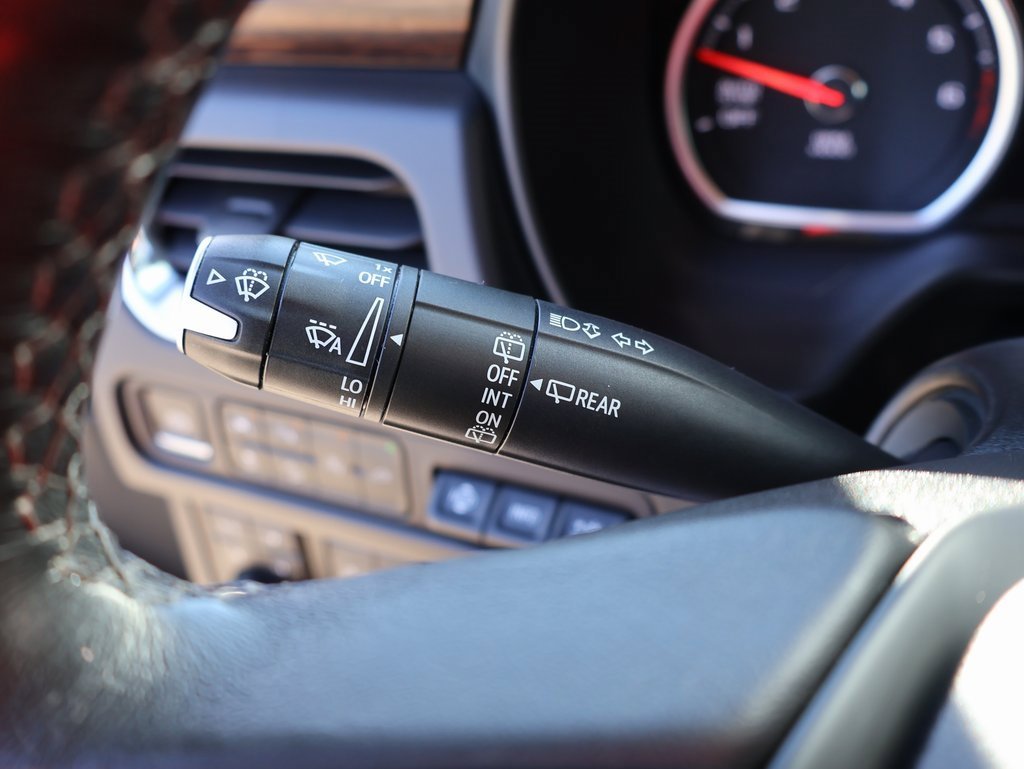 Used 2021 Chevrolet Tahoe High Country image 18