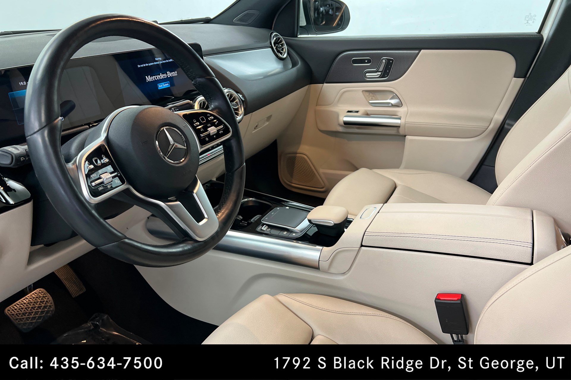 Certified 2022 Mercedes-Benz GLA 250 4MATIC w/ Premium Package Lite image 15