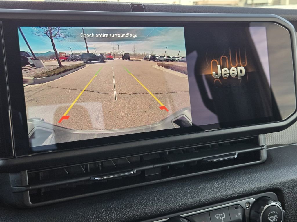 New 2026 Jeep Gladiator Sport AWD/4WD image 11