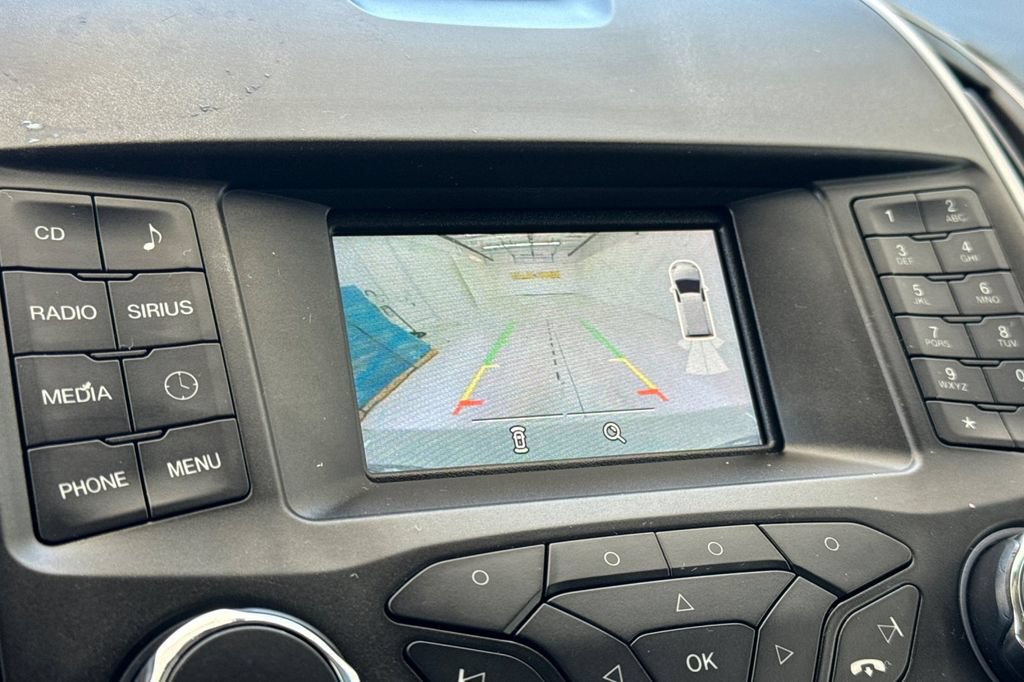 Used 2018 Ford Edge SEL AWD/4WD image 20
