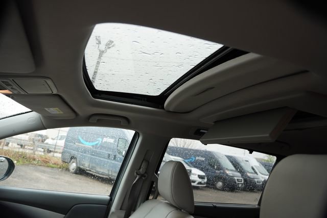 Used 2016 Honda Odyssey Touring image 6