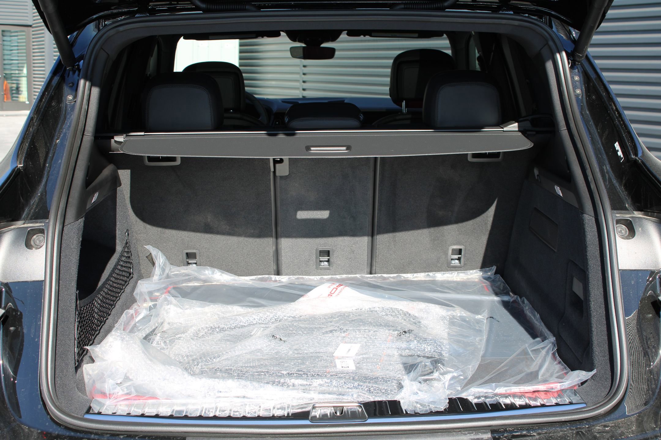 New 2026 Porsche Cayenne image 21