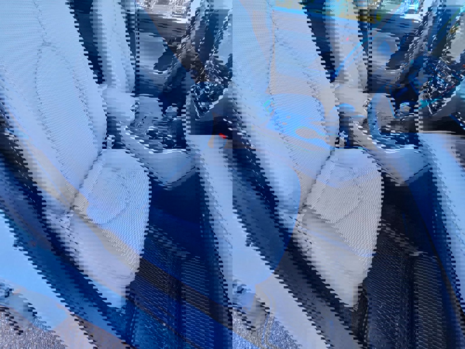 Used 2023 Toyota Highlander L image 26