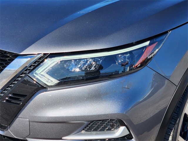 Used 2022 Nissan Rogue Sport SL w/ Premium Package image 9