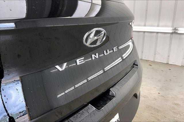 New 2026 Hyundai Venue SEL FWD image 18