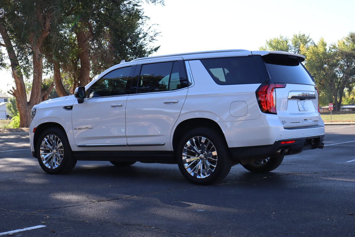 Used 2021 GMC Yukon Denali w/ Denali Premium Package AWD/4WD image 7