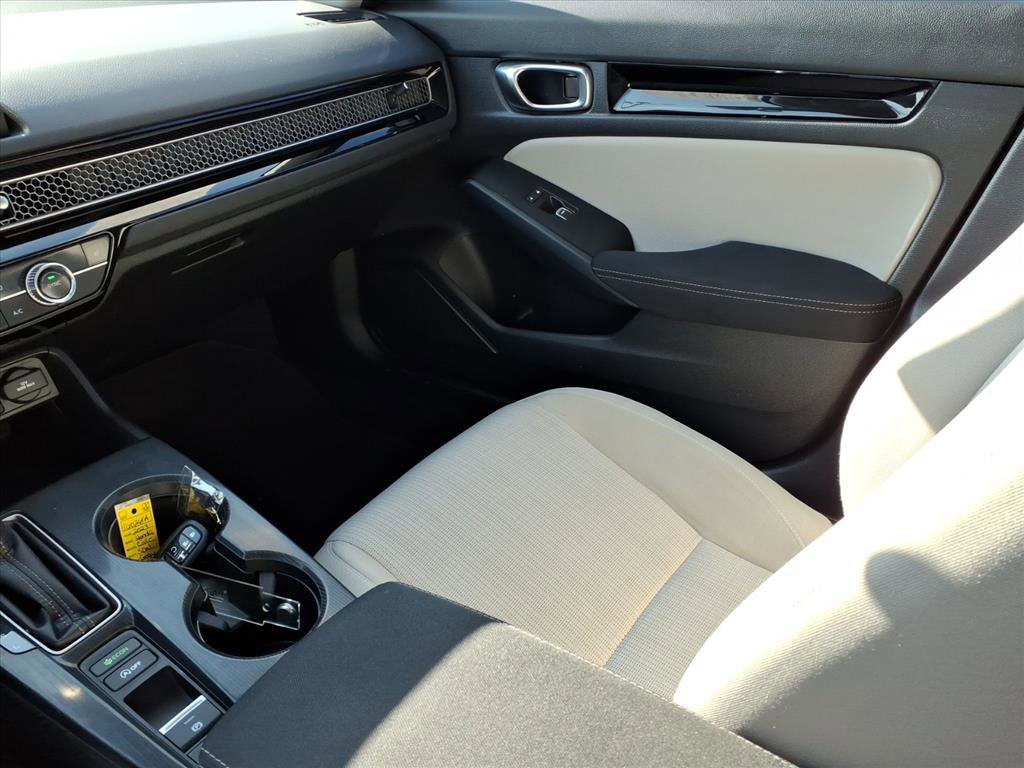 Used 2023 Honda Civic EX image 19