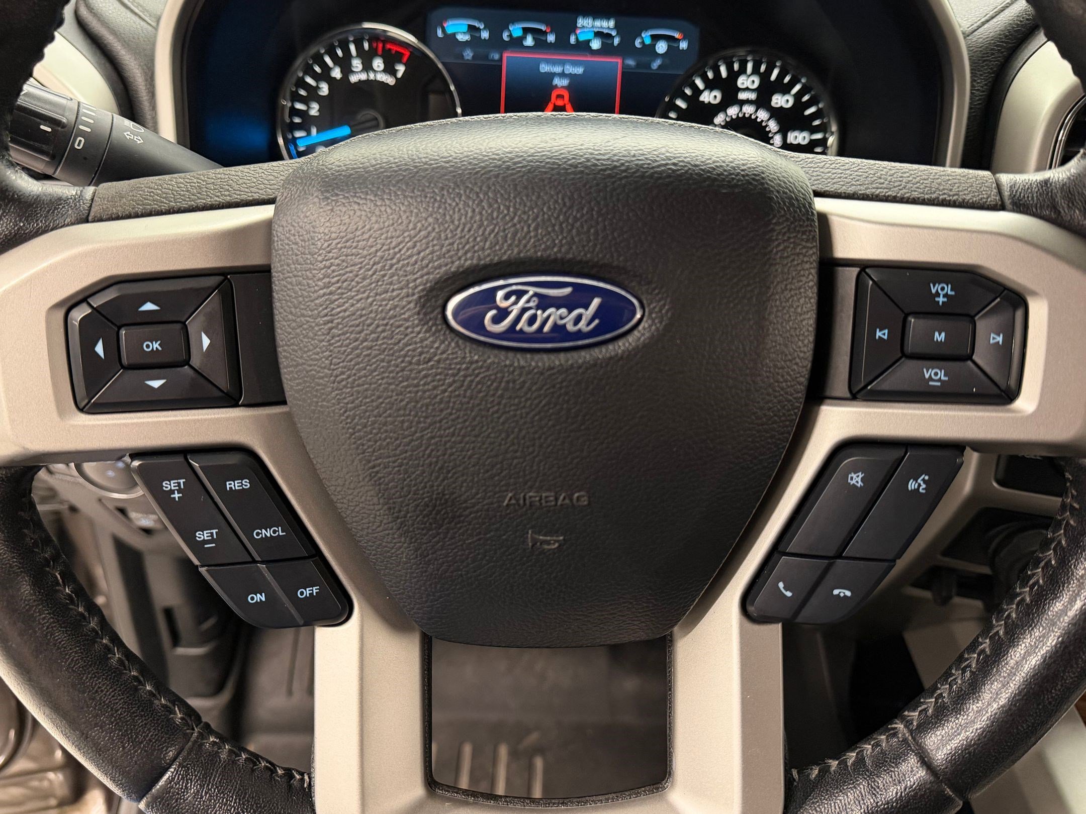 Used 2018 Ford F150 Lariat image 12