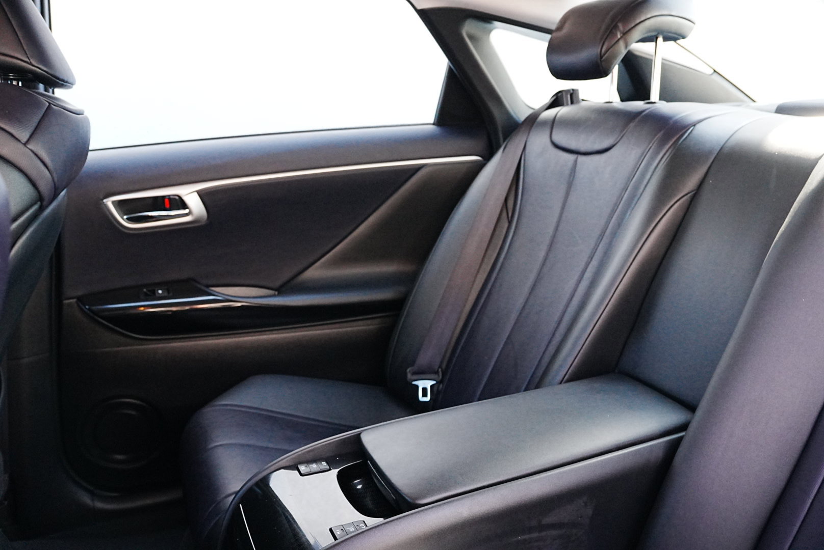 Used 2018 Toyota Mirai image 15