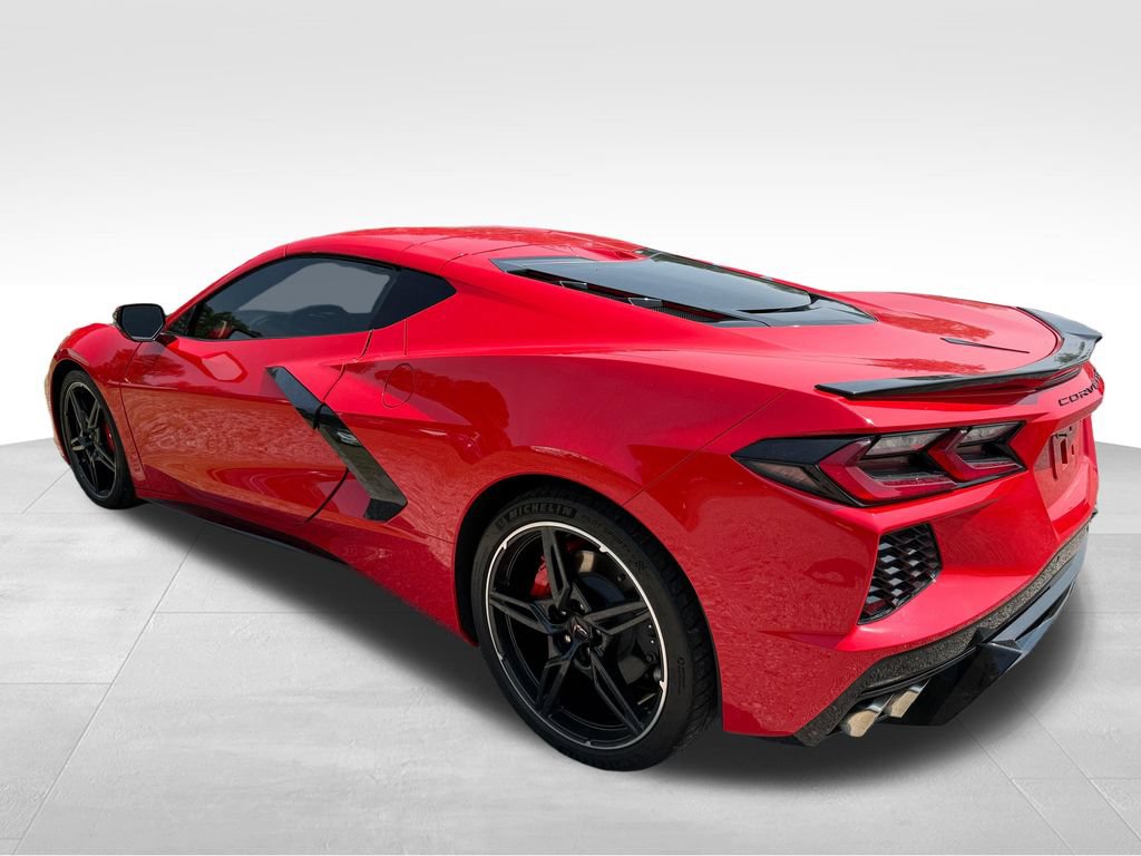 Used 2020 Chevrolet Corvette Stingray Preferred Cpe w/ 2LT Preferred Equipment Group RWD image 4