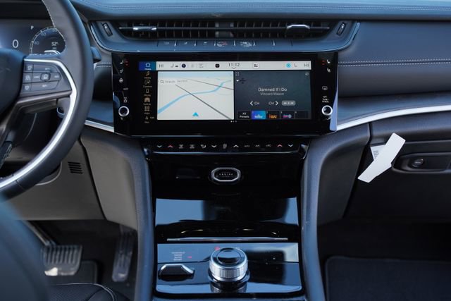 New 2026 Jeep Grand Cherokee Limited image 30