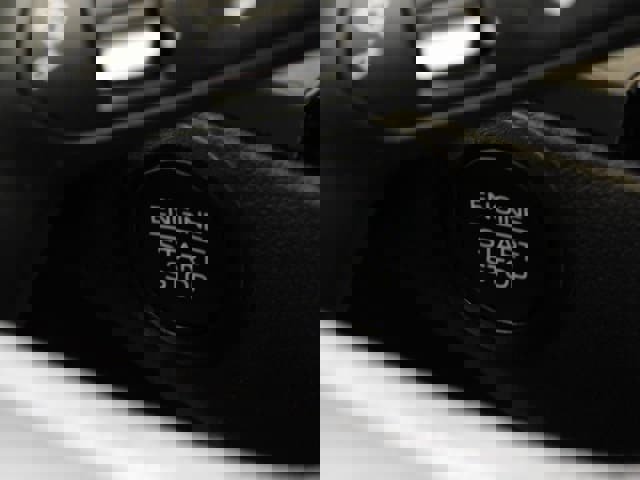 Used 2025 Ford Escape Active image 23