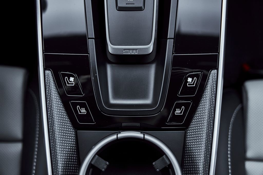 Used 2023 Porsche 911 Turbo S image 64