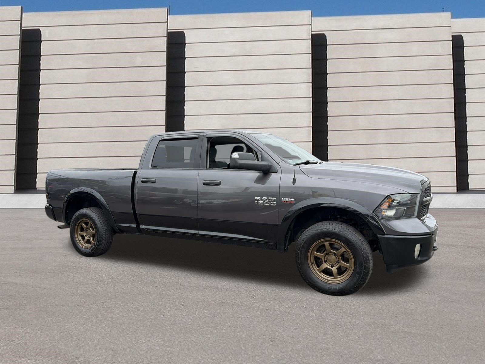 Used 2017 RAM 1500 Outdoorsman AWD/4WD image 6