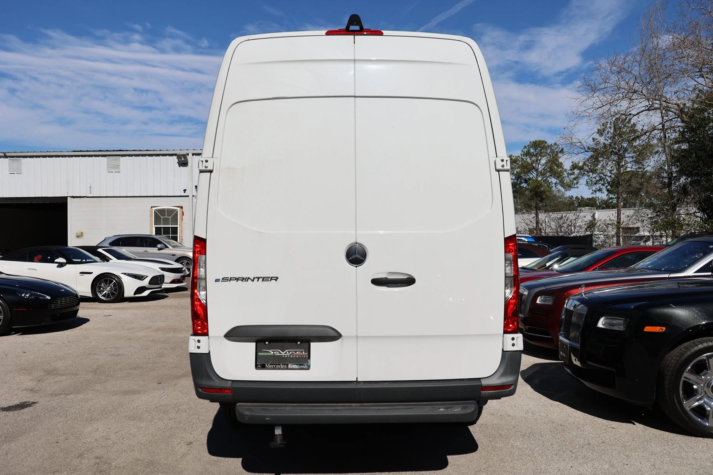 Used 2024 Mercedes-Benz eSprinter 170 Cargo image 22