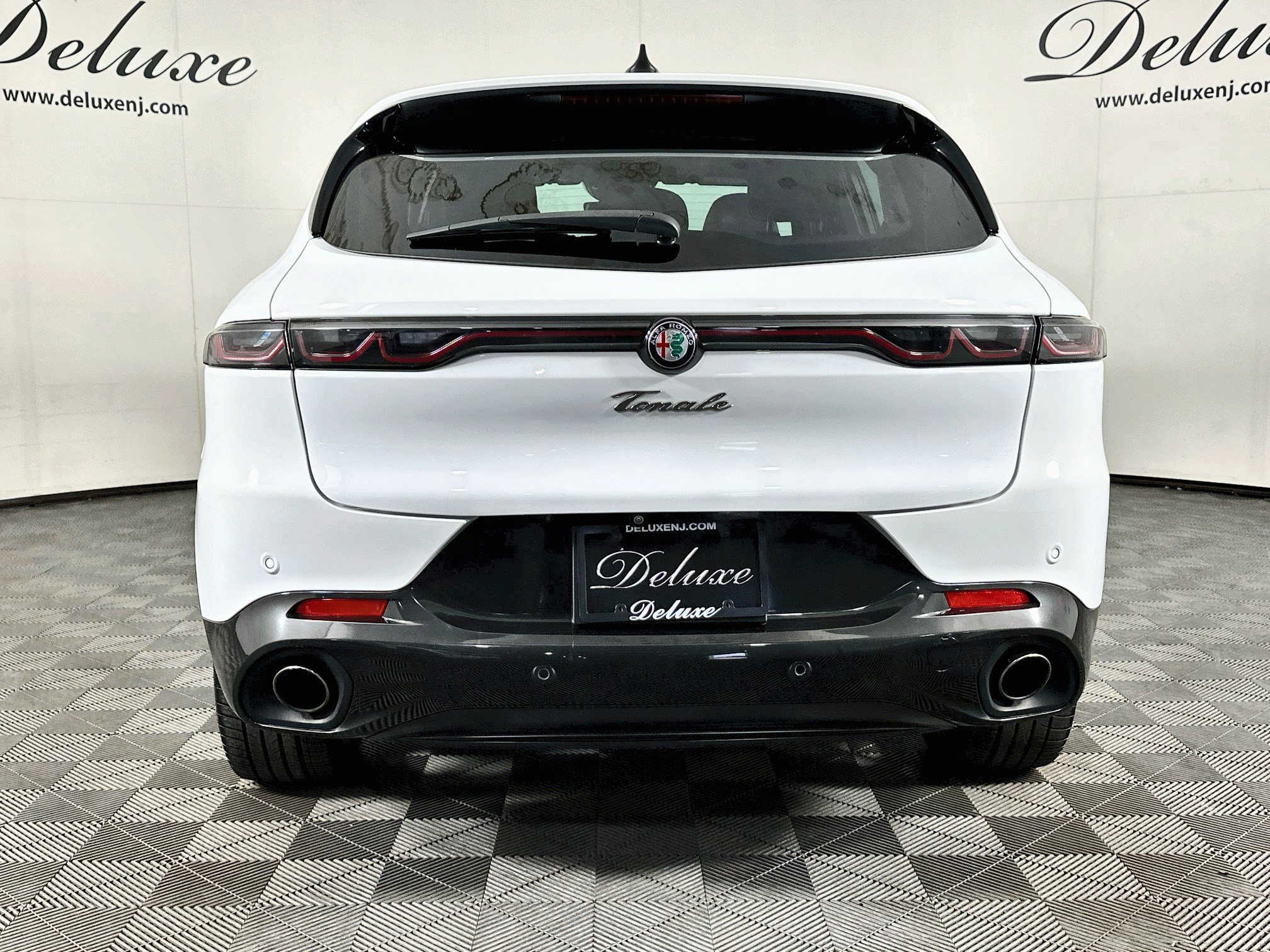 Used 2024 Alfa Romeo Tonale Veloce AWD/4WD image 5