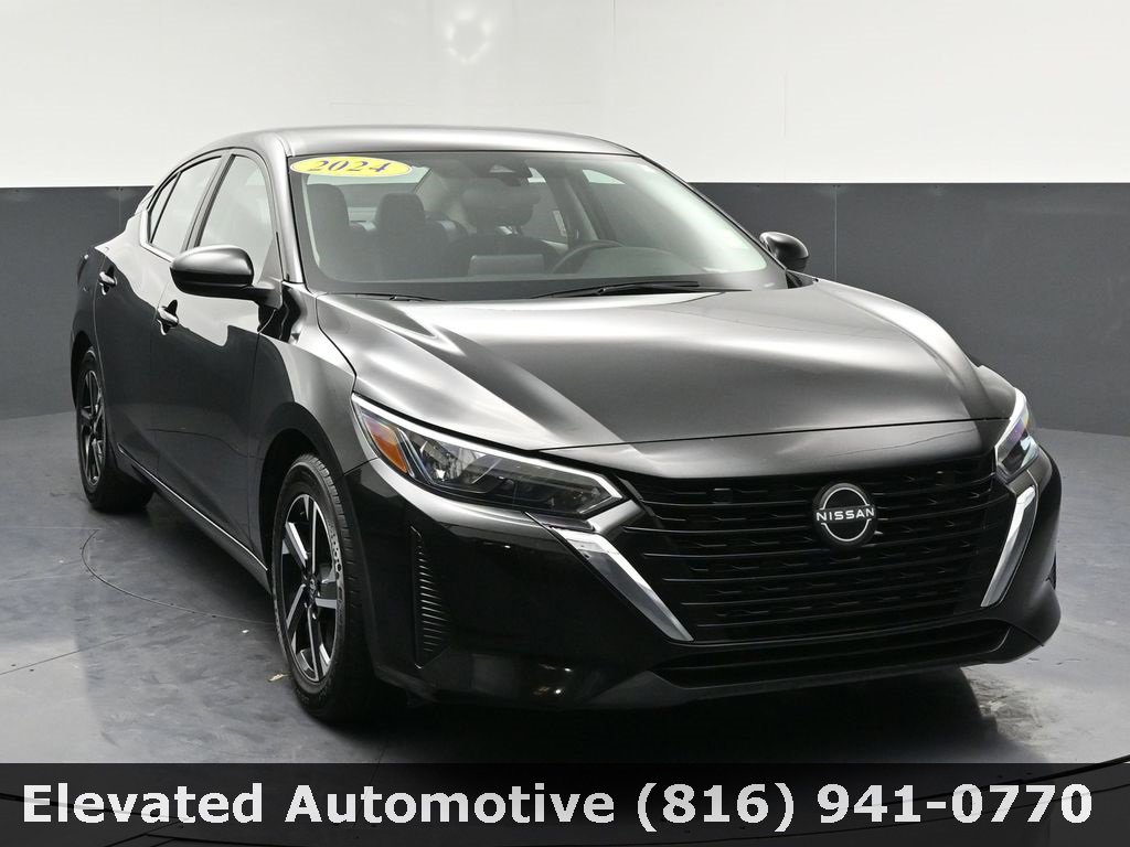 Used 2024 Nissan Sentra SV image 1
