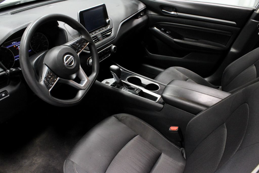 Used 2021 Nissan Altima 2.5 SV FWD image 24