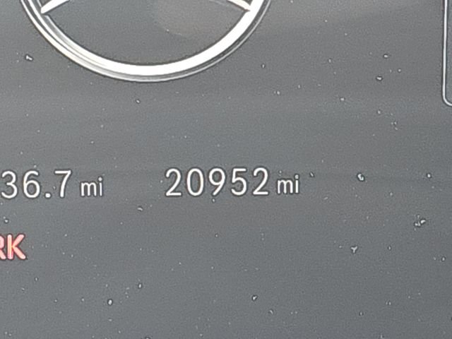 Used 2024 Mercedes-Benz GLE 350 4MATIC w/ Driver Assistance Package image 13