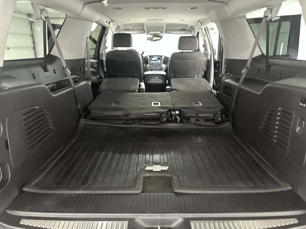 Used 2016 Chevrolet Suburban LT w/ Luxury Package AWD/4WD image 34
