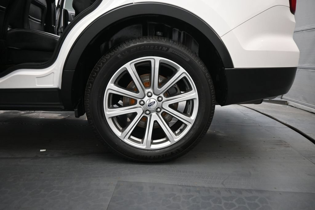 Used 2017 Ford Explorer Limited FWD image 21