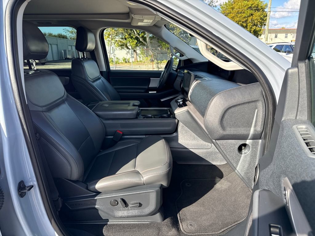 Certified 2025 Ford Expedition Max Active image 28