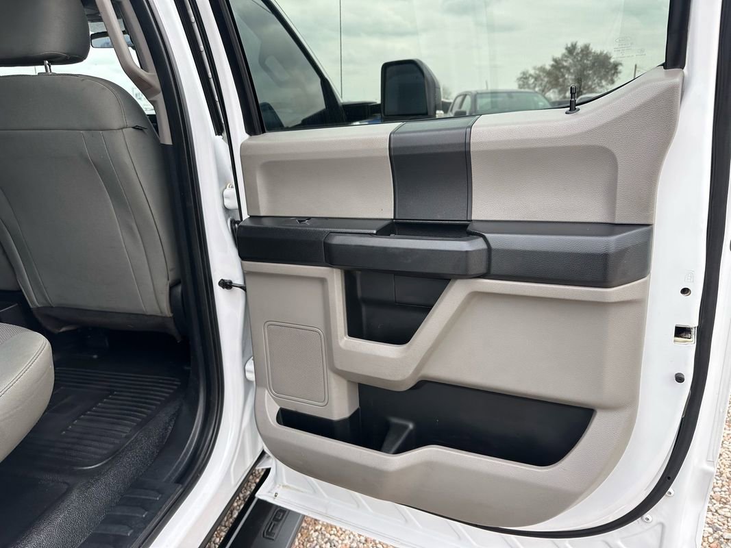Used 2017 Ford F250 XL w/ Power Equipment Group image 19