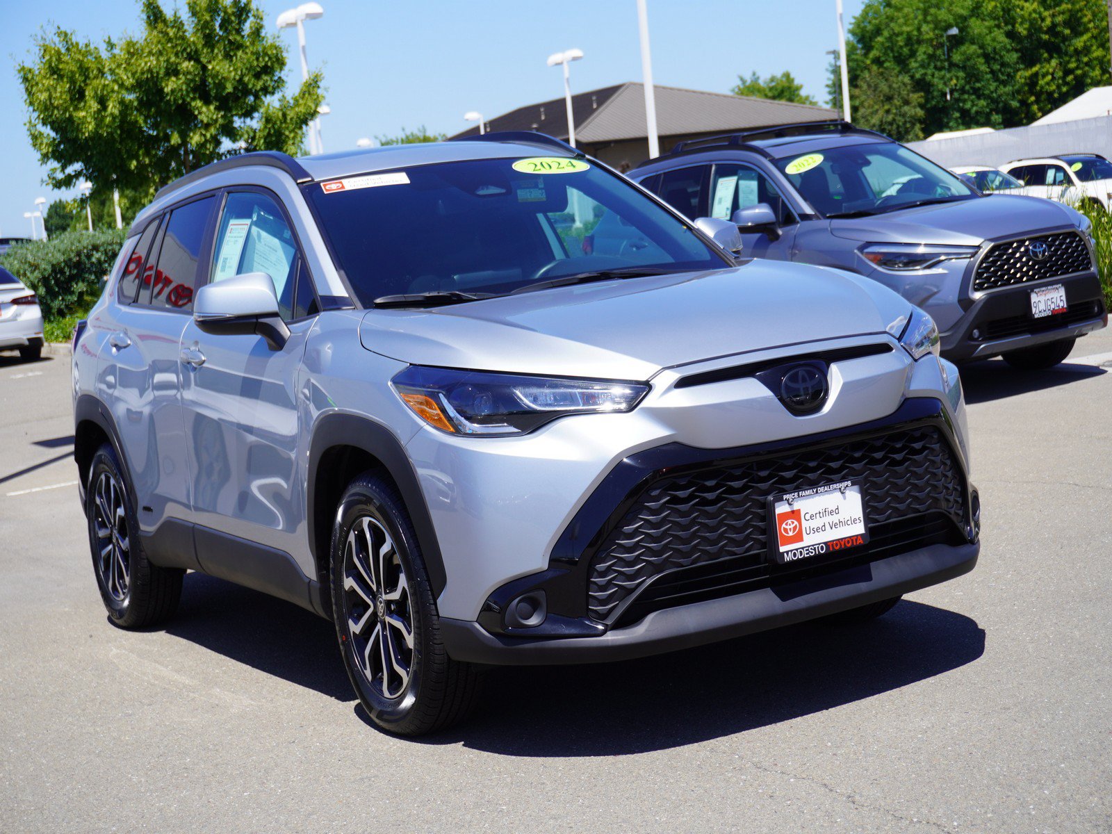 Used 2024 Toyota Corolla Cross AWD Hybrid w/ Moonroof Package