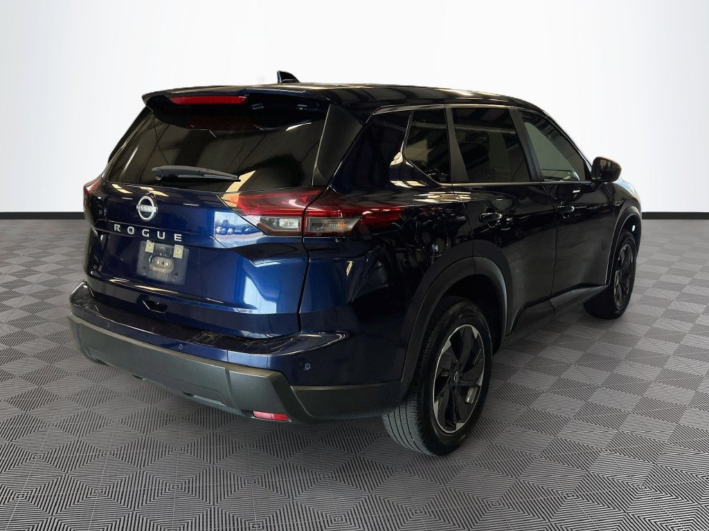 Used 2025 Nissan Rogue SV FWD image 7