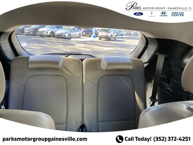 Used 2016 Hyundai Santa Fe Limited image 16