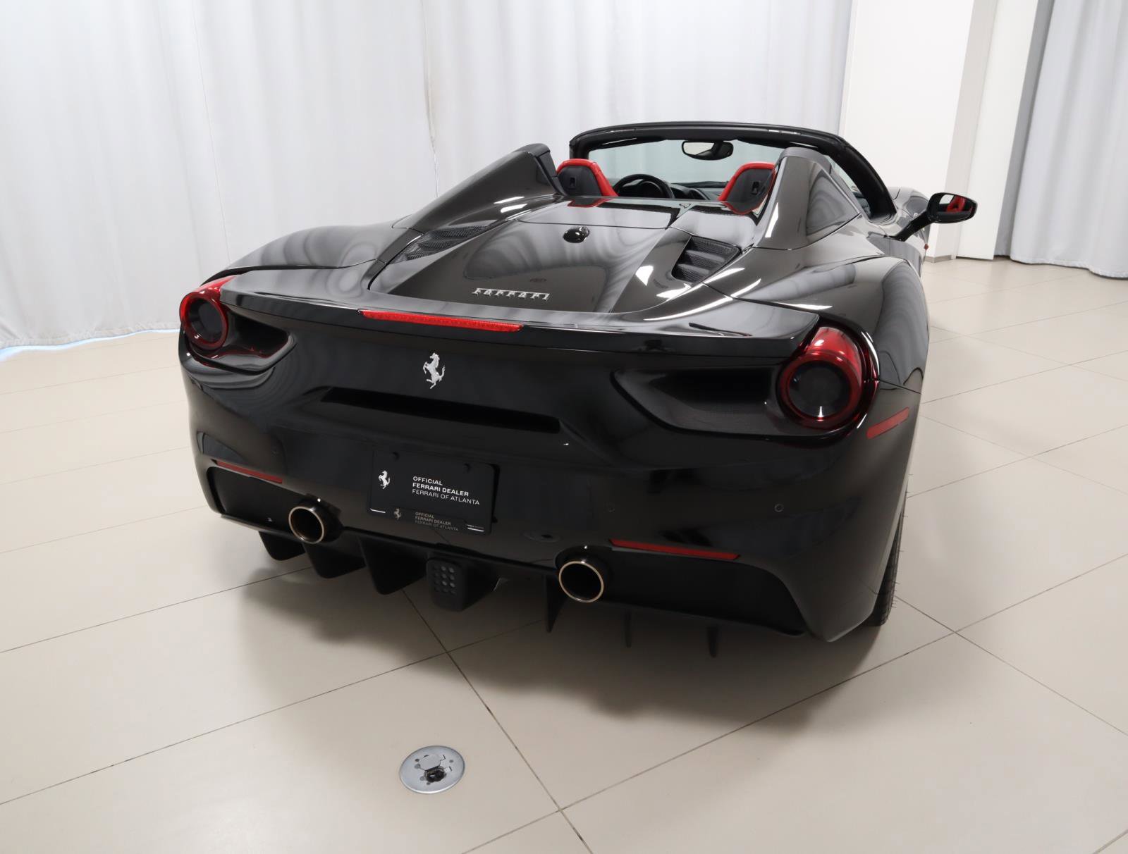 Certified 2017 Ferrari 488 Spider RWD image 11