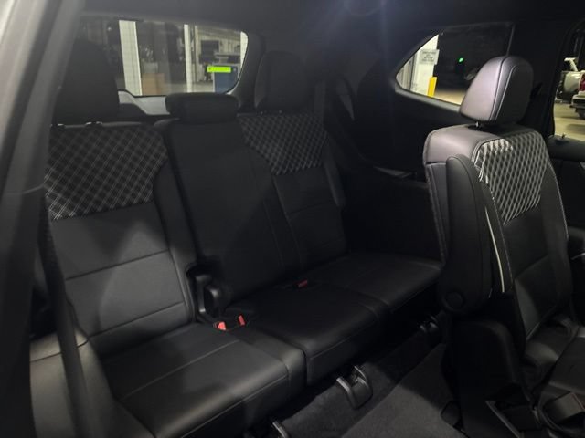 Used 2025 GMC Acadia Denali w/ Super Cruise Package AWD/4WD image 41