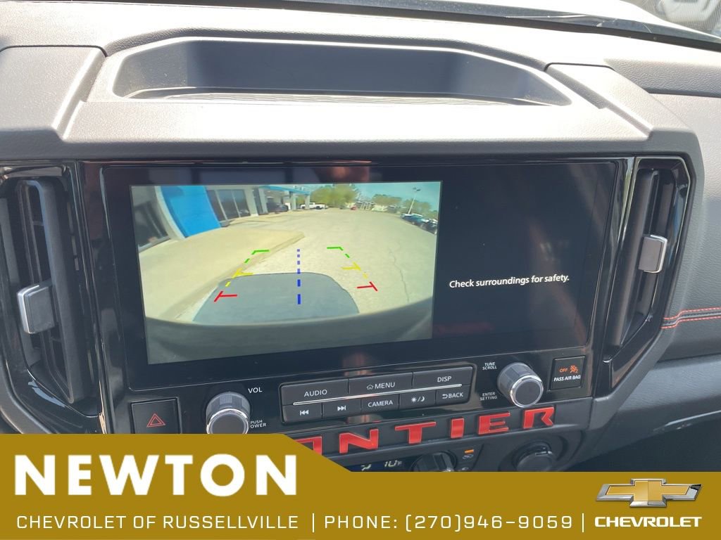 Used 2025 Nissan Frontier PRO-4X AWD/4WD image 11