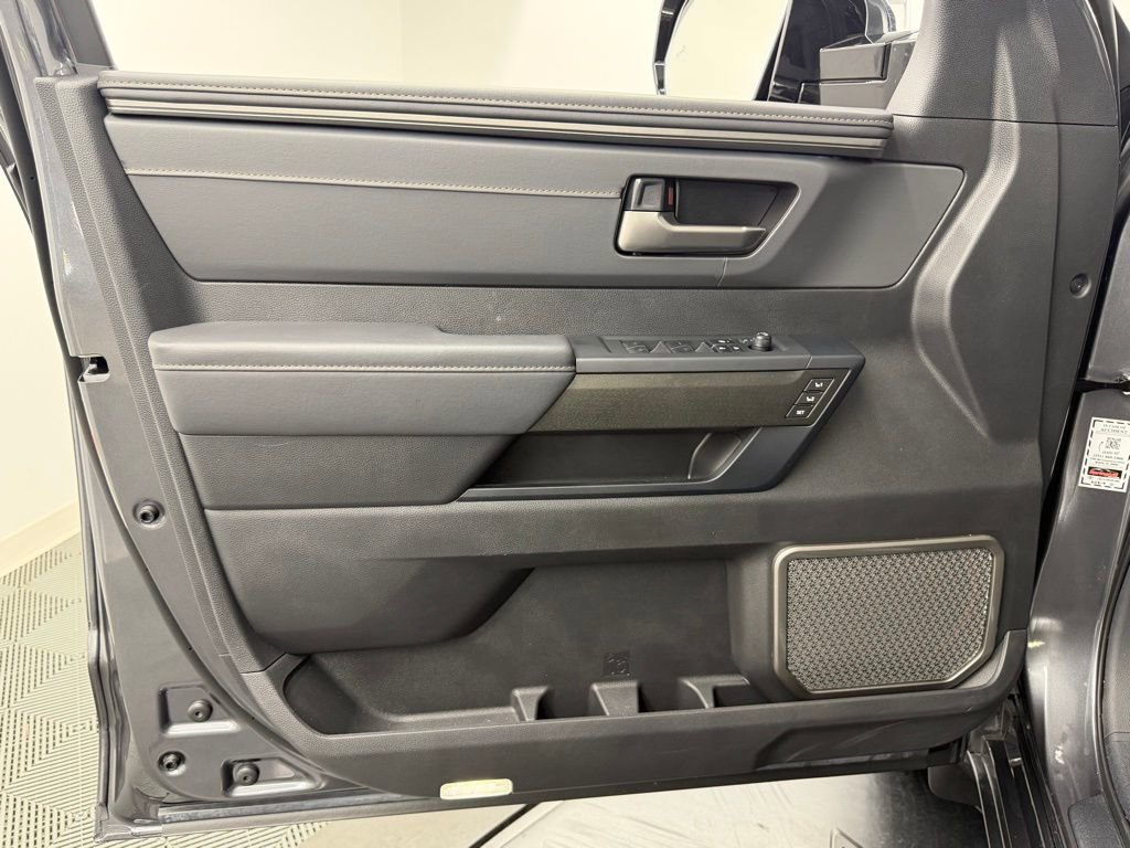 Used 2026 Toyota Sequoia Capstone AWD/4WD image 19