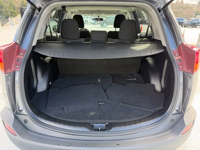 Used 2015 Toyota RAV4 XLE image 9