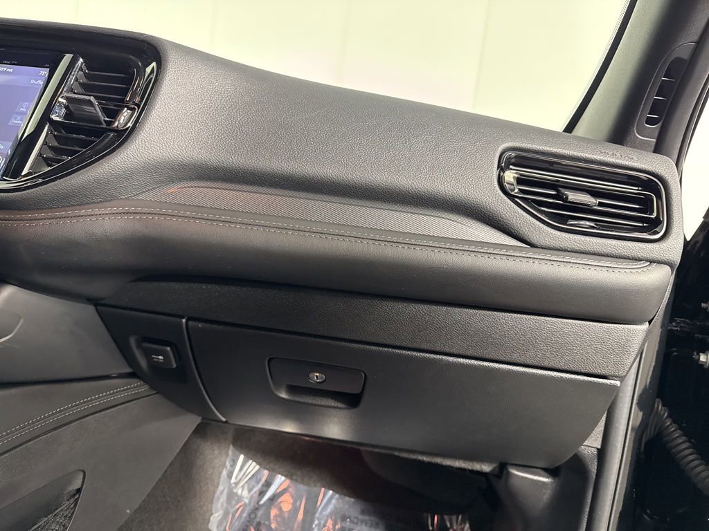 Used 2022 Dodge Durango GT image 10