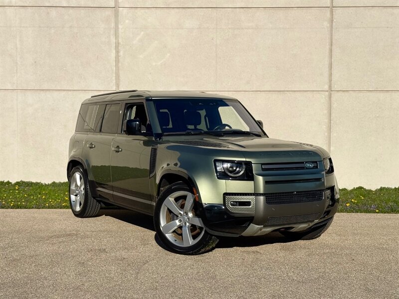Used 2022 Land Rover Defender 110 X-Dynamic HSE AWD/4WD image 2