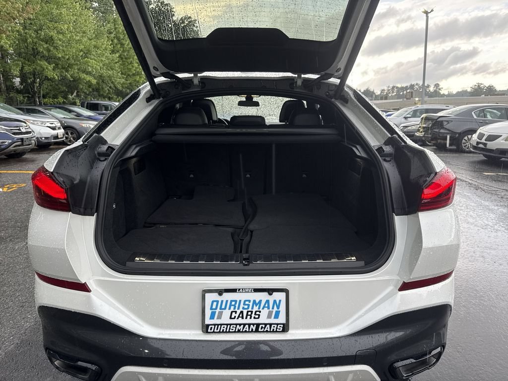 Used 2023 BMW X6 xDrive40i w/ Executive Package AWD/4WD image 21