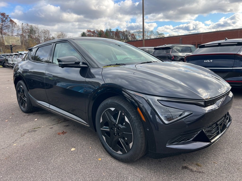 New 2025 Kia EV6 Wind image 5