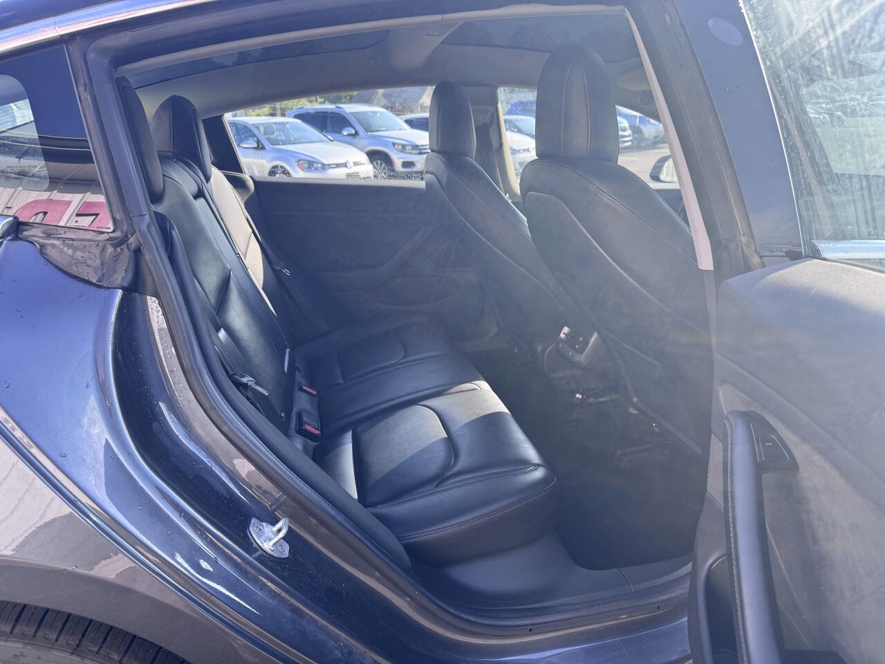 Used 2018 Tesla Model 3 Long Range RWD image 15