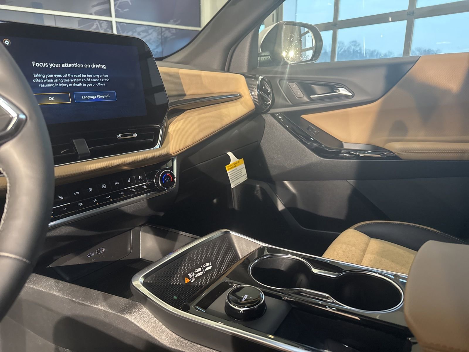 New 2026 Chevrolet Equinox ACTIV w/ Convenience Package III AWD/4WD image 26