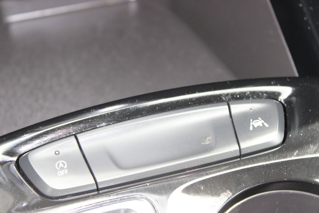 Used 2025 Chevrolet Trax LT image 47