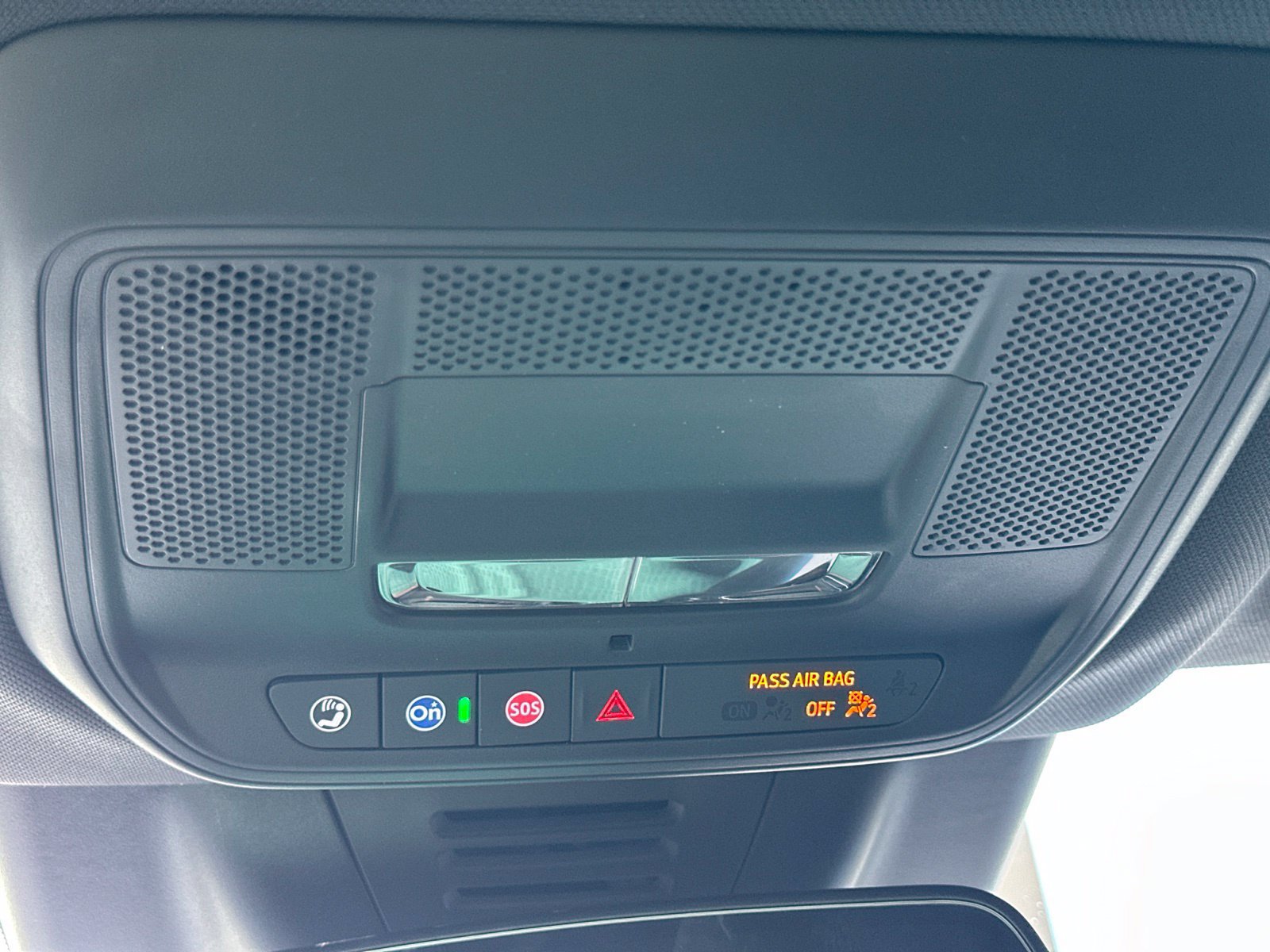 New 2026 Chevrolet Equinox EV LT FWD image 37